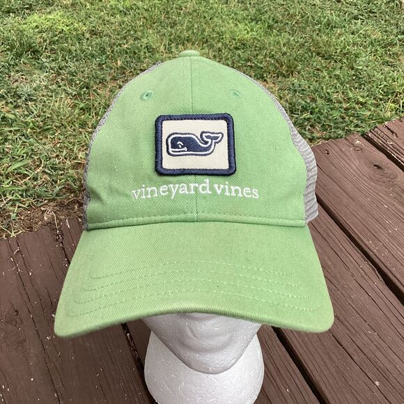 Vineyard Vines Green Trucker Hat Mesh Back Whale Logo Cap Adjustable - Picture 1 of 4